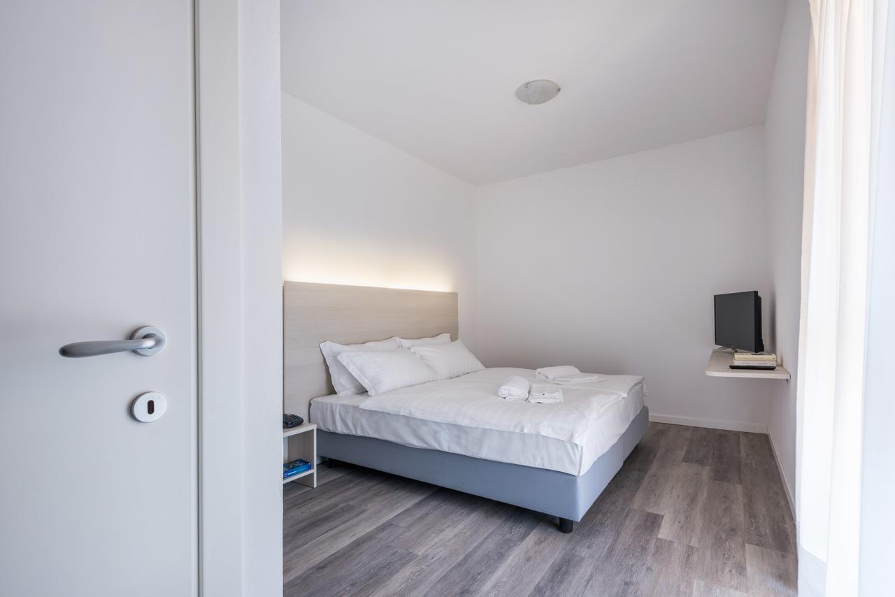 Hotel Internazionale Luino Ngoại thất bức ảnh