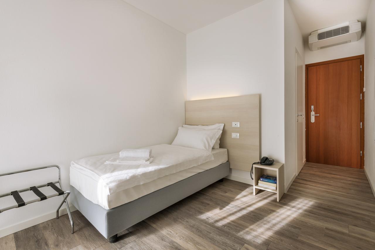 Hotel Internazionale Luino Ngoại thất bức ảnh